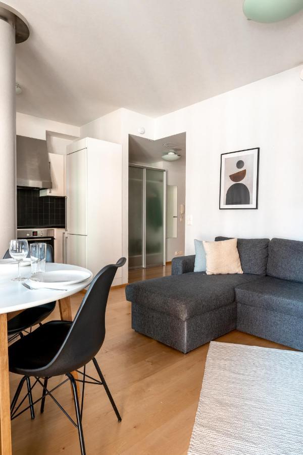 2Ndhomes Stylish 1Br Home With Balcony And Sauna In Kamppi Center Helsinki Exterior photo